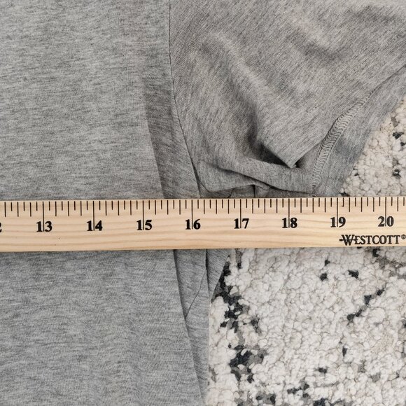 Tommy Hilfiger Men's Casual Gray T-shirt Size Small Versatile - Picture 7 of 8